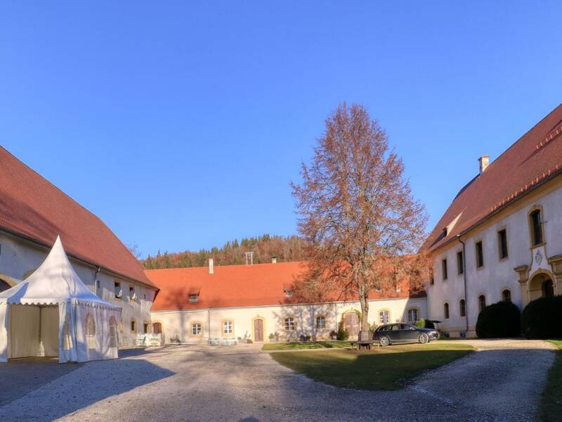 Innenhof von Schloss Ehrenfels.