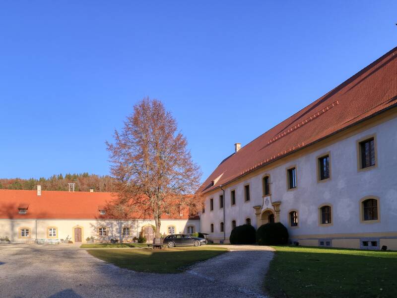 Innenhof von Schloss Ehrenfels.